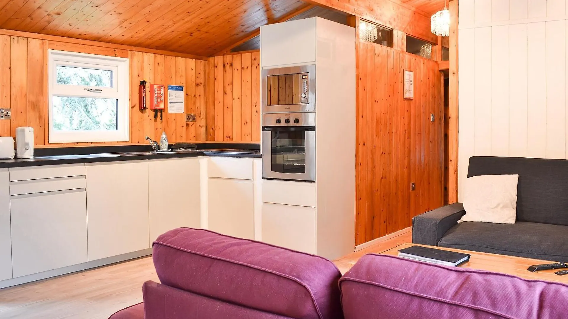 度假居 Cedar Lodge Ellington