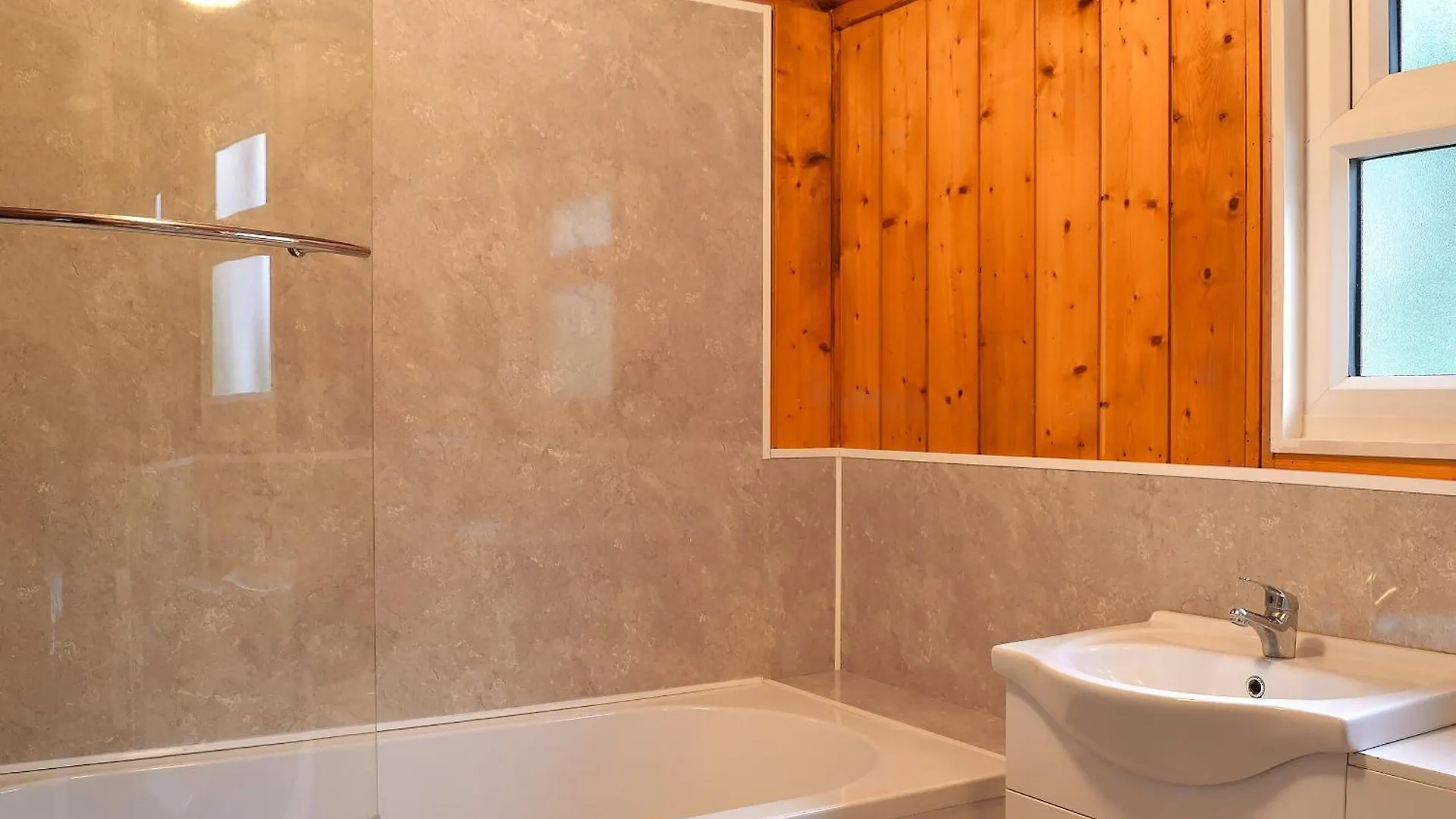 Cedar Lodge Ellington  0*, Ellington (North Yorkshire) 英国